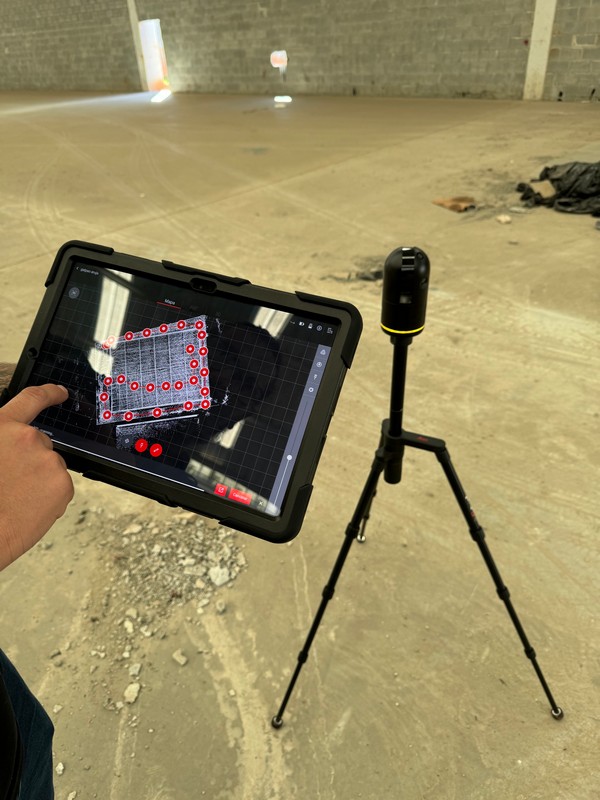 Levantamento com Laser Scanner